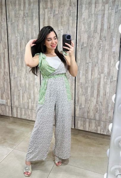 Picture of Floral Two-toned Jumpsuit  S25980106 