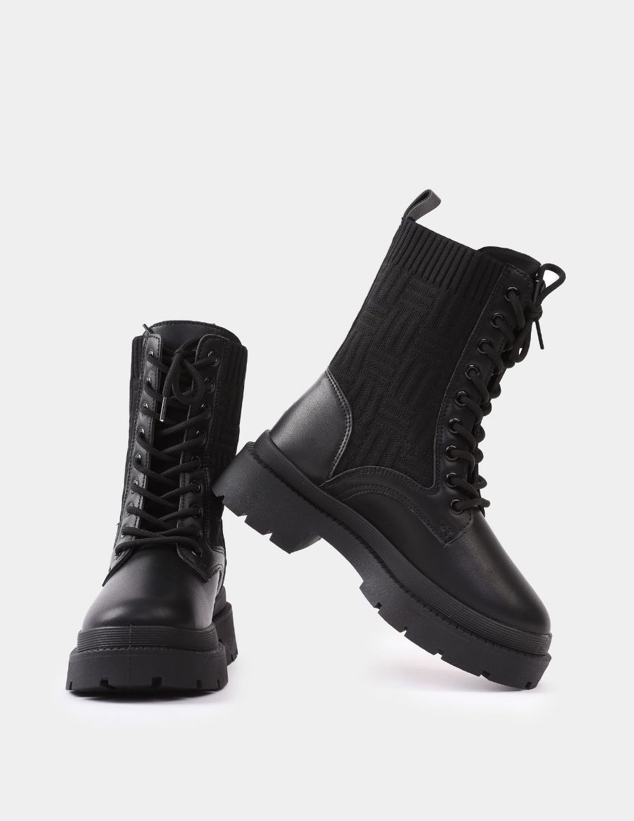 Picture of Elastic lace up boots  w1250296 