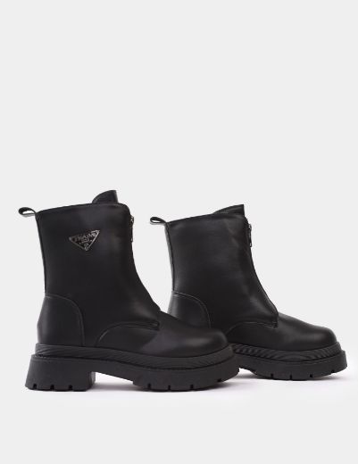 Picture of zip up ankle boots w1250302 