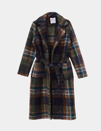 Picture of plaid belted overcoat  w12001096/3 