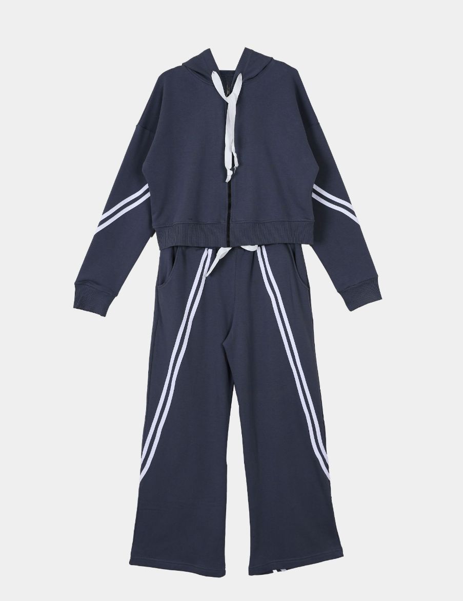 Picture of Training suit w1208850 