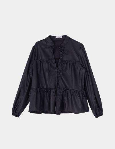 Picture of ruffle trim blouse  w11622019 